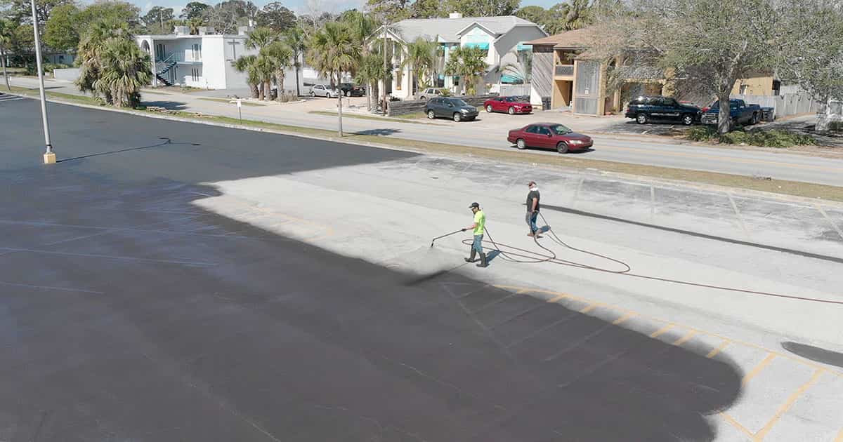 Asphalt sealcoating in mobile al