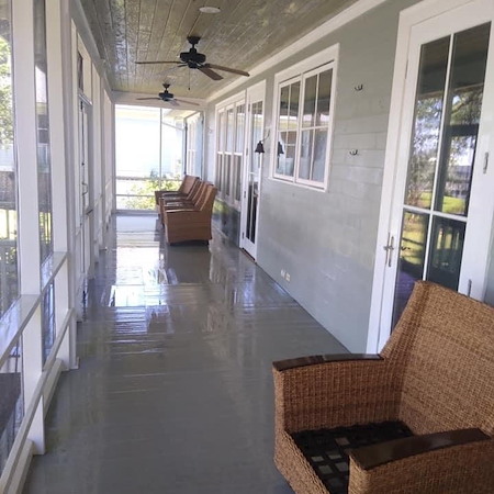 Fairhope house washing removing salt spray and mildew without damaging your siding